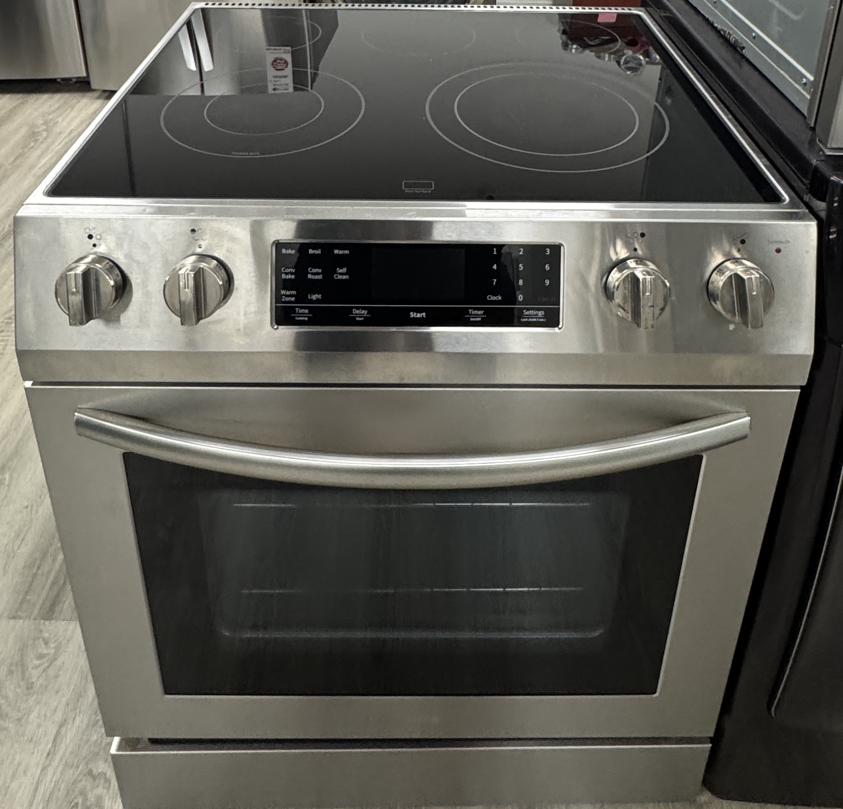 Hisense - 30'' Stove - Stainless Steel - Ceramic Glace - Refurbished - 31011
